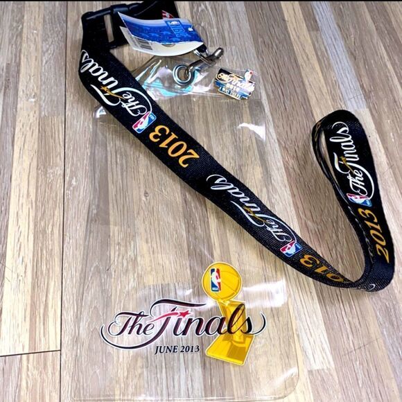 NBA basketball finals lanyard and ticket vip pass holder and pin collectible - Picture 6 of 6